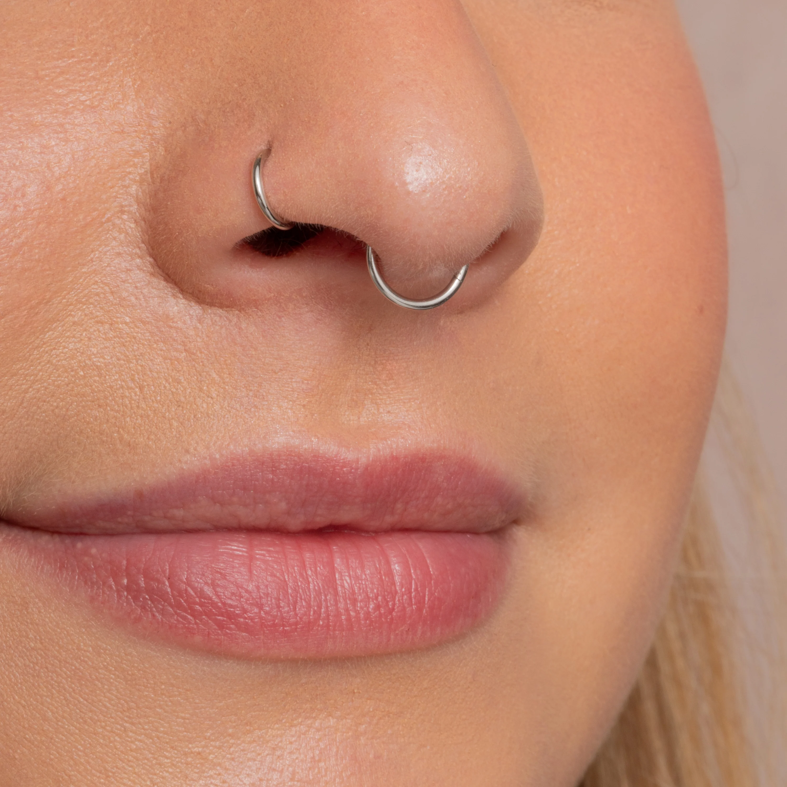 14k solid white gold 16g clicker hoop earring - Image 6