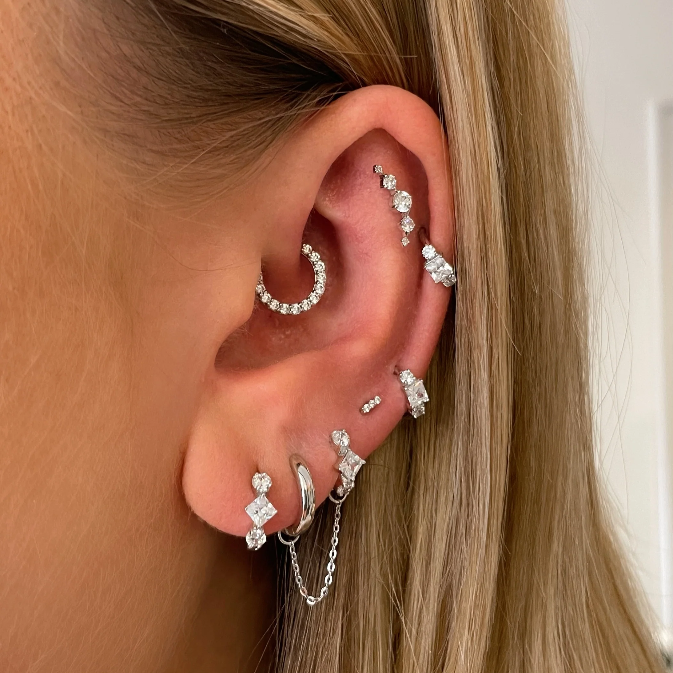 14k solid white gold Astraea flat back labret stud earring 8mm - Image 4