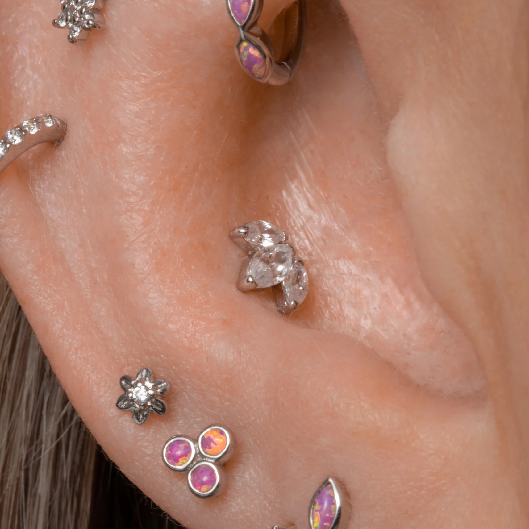 9k solid white gold Lotus flower flat back labret stud earring 6mm - Image 4