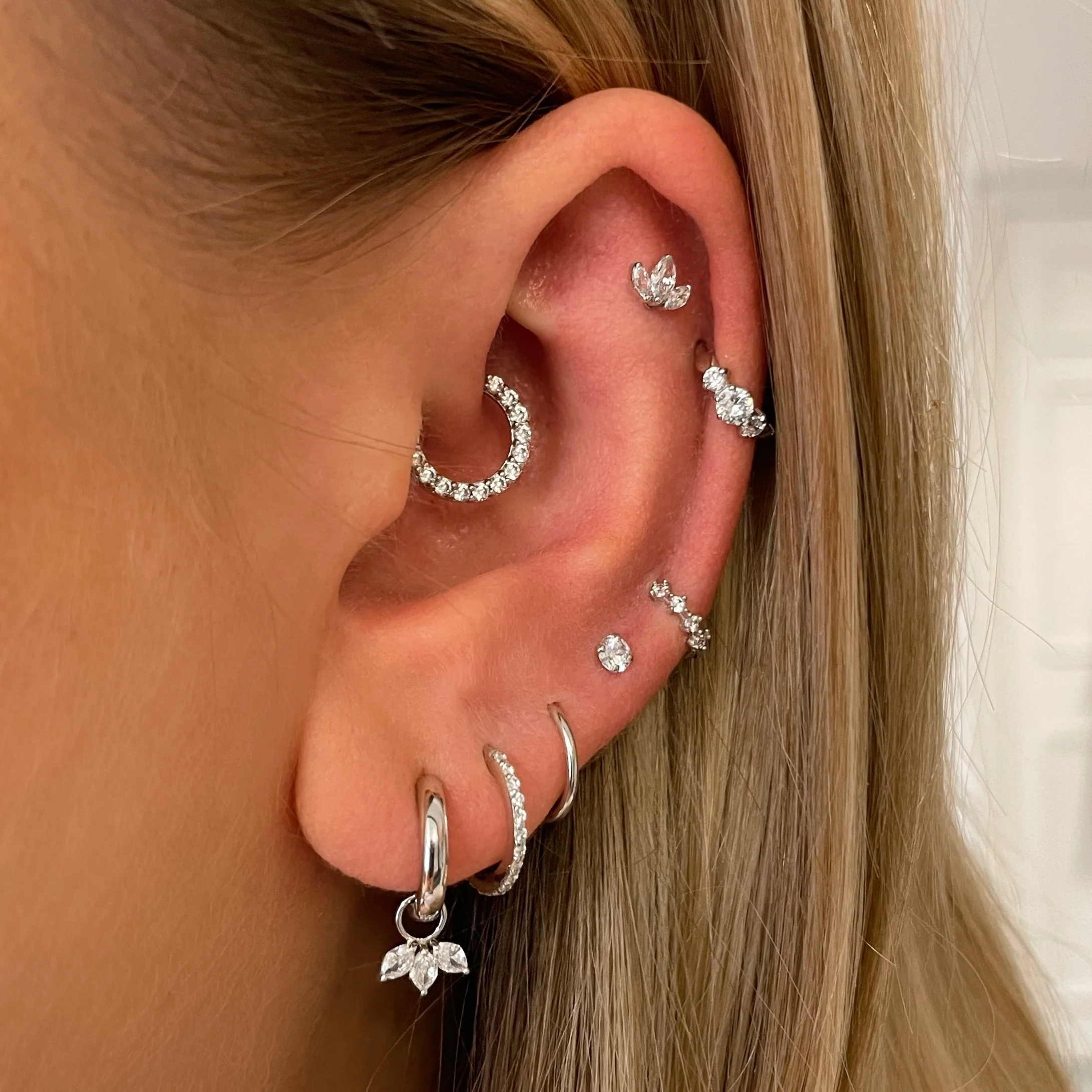 14k solid white gold Lotus flower flat back labret stud earring 8mm - Image 8