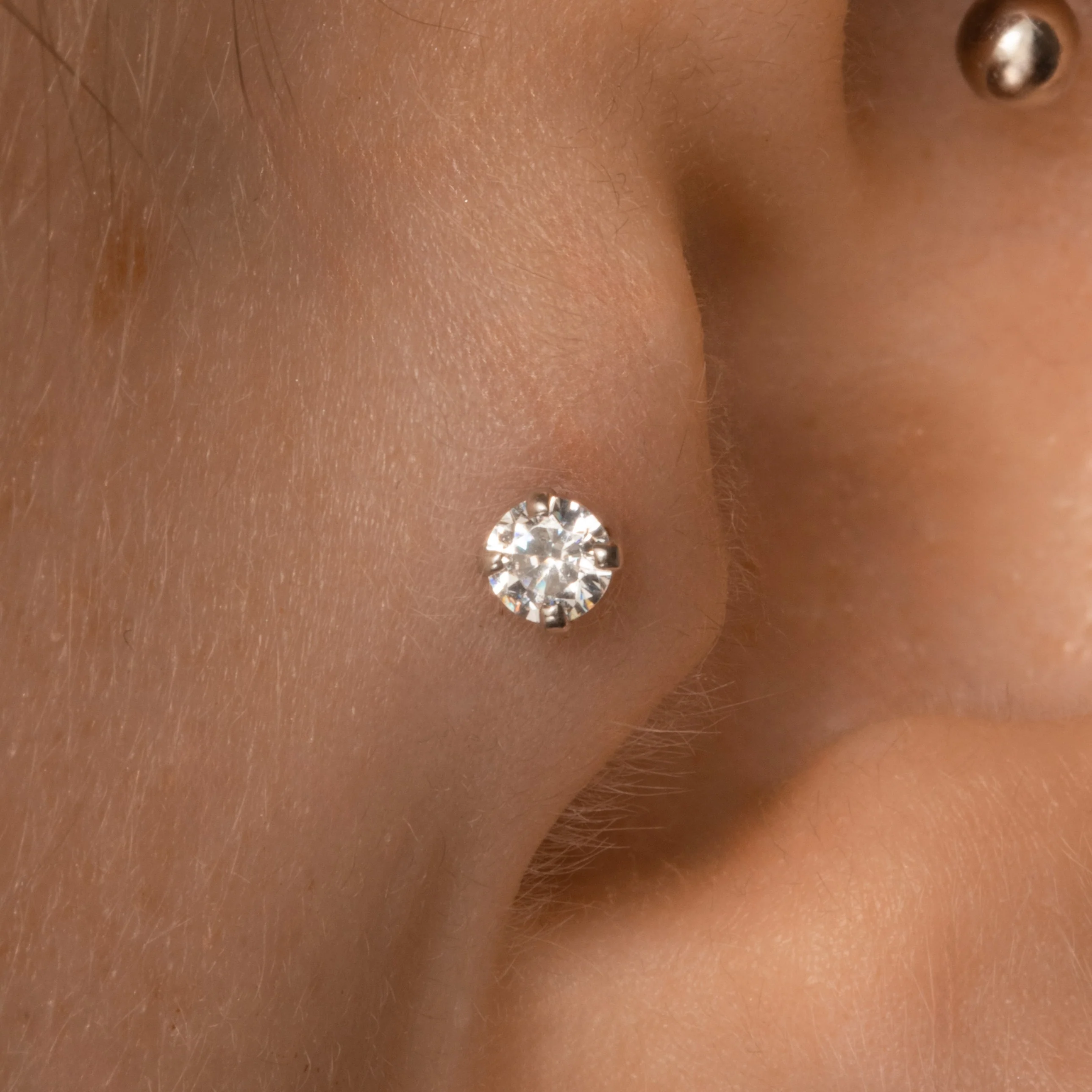 9k solid white gold 3mm single crystal gem flat back labret stud earring 6mm - Image 4