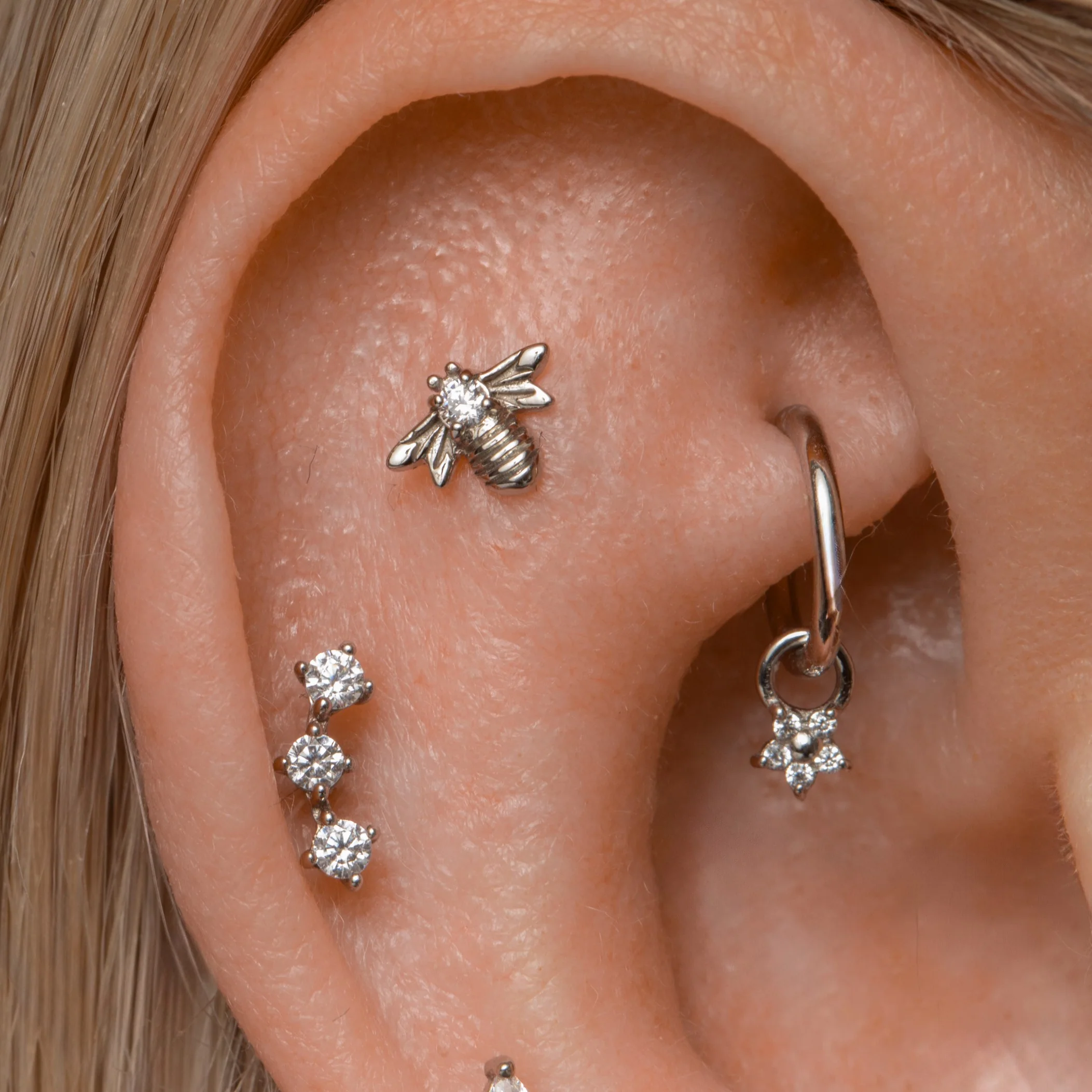 14k solid white gold bee flat back labret stud earring 8mm - Image 4