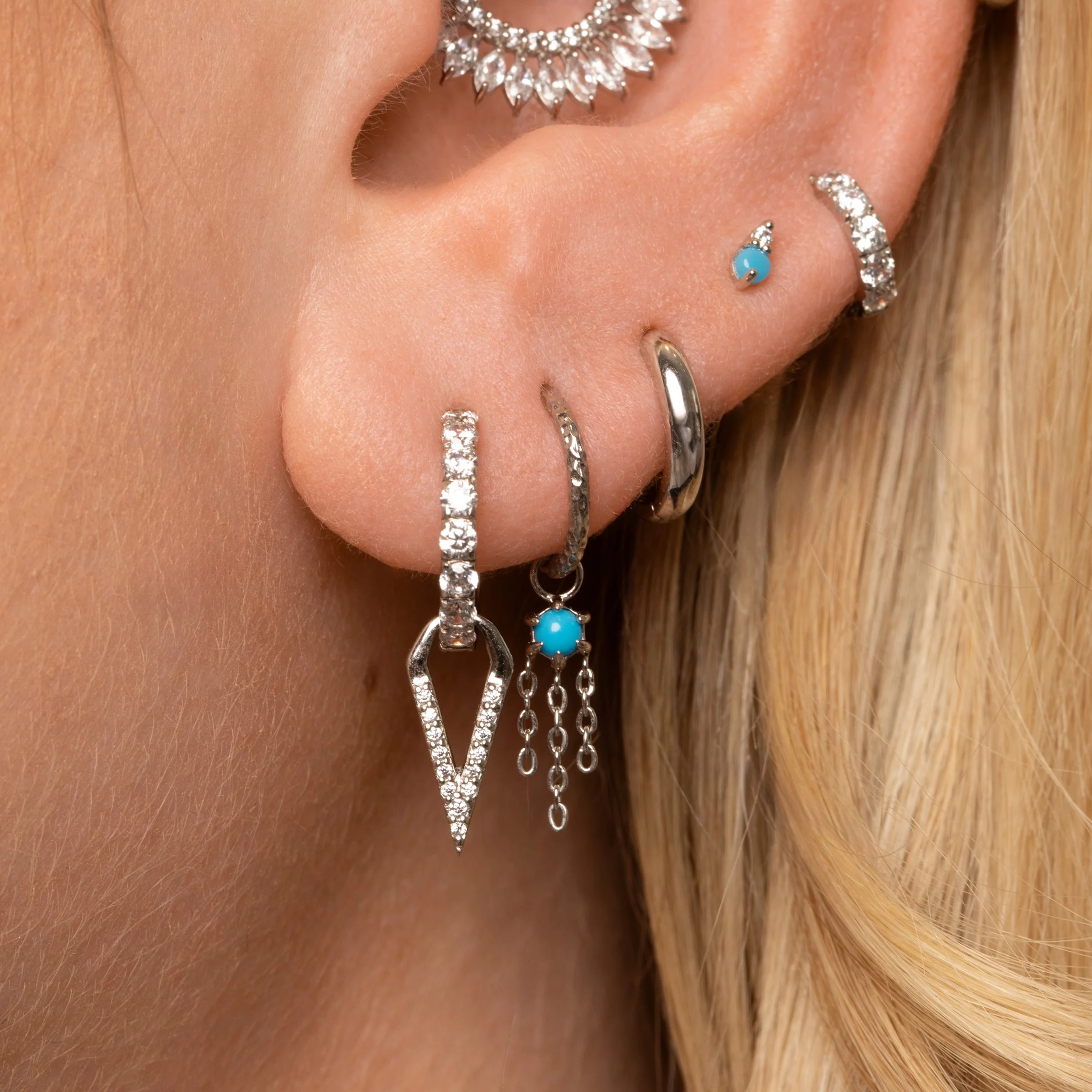 9k solid white gold 10mm simple crystal huggie earring - Image 5