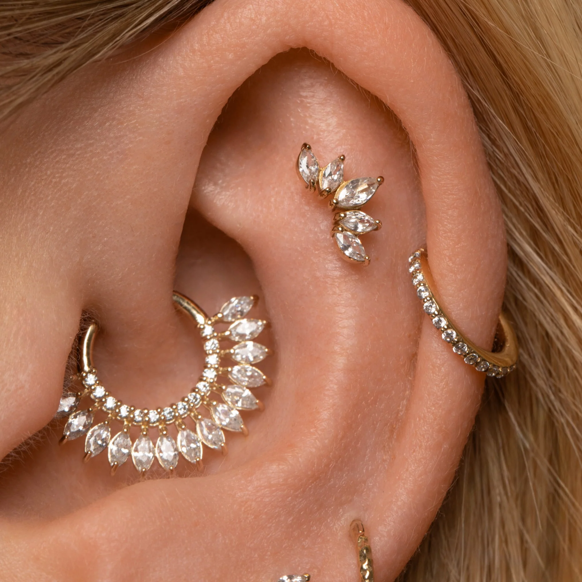 9k solid yellow gold crystal clicker hoop earring - Image 9