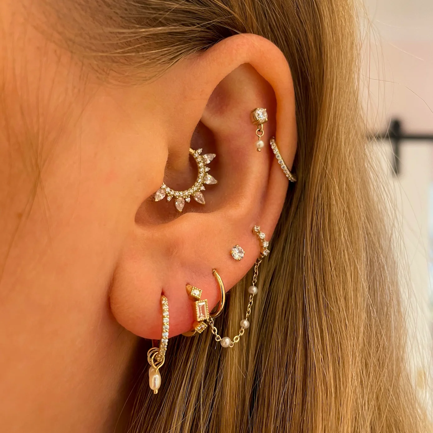 9k solid yellow gold four-stone crystal teeny tiny huggie earring - Image 4