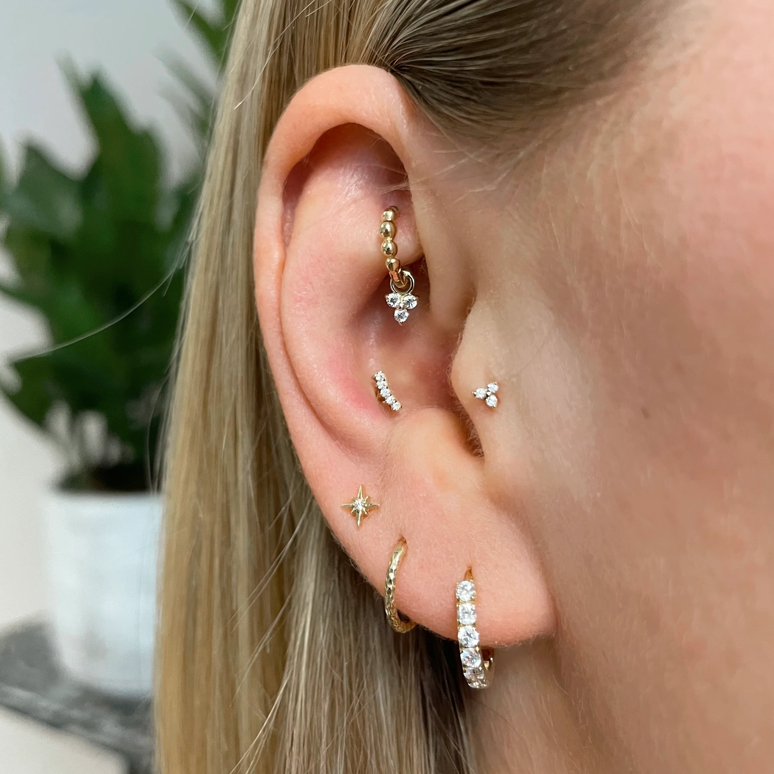 9k solid yellow gold 8mm 18g hammered texture clicker hoop earring - Image 7