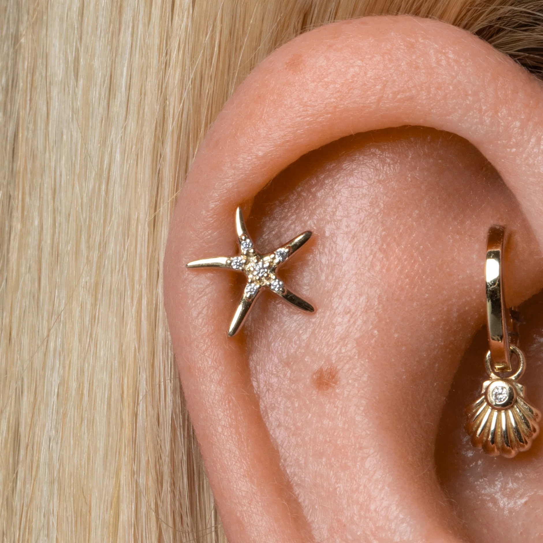 9k solid yellow gold Starfish flat back labret stud earring - Image 5