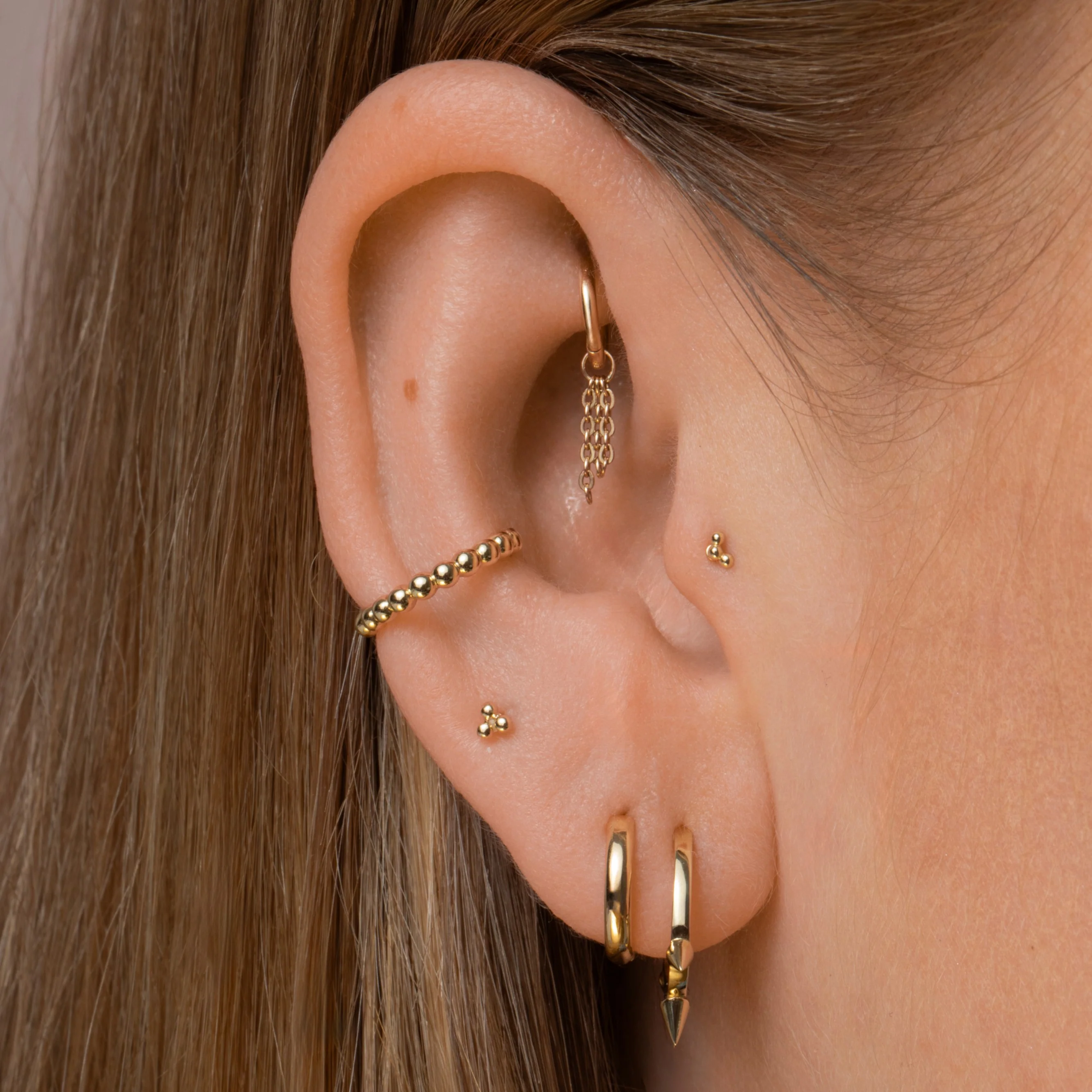 9k solid yellow gold 8.5mm simple huggie earring - Image 9