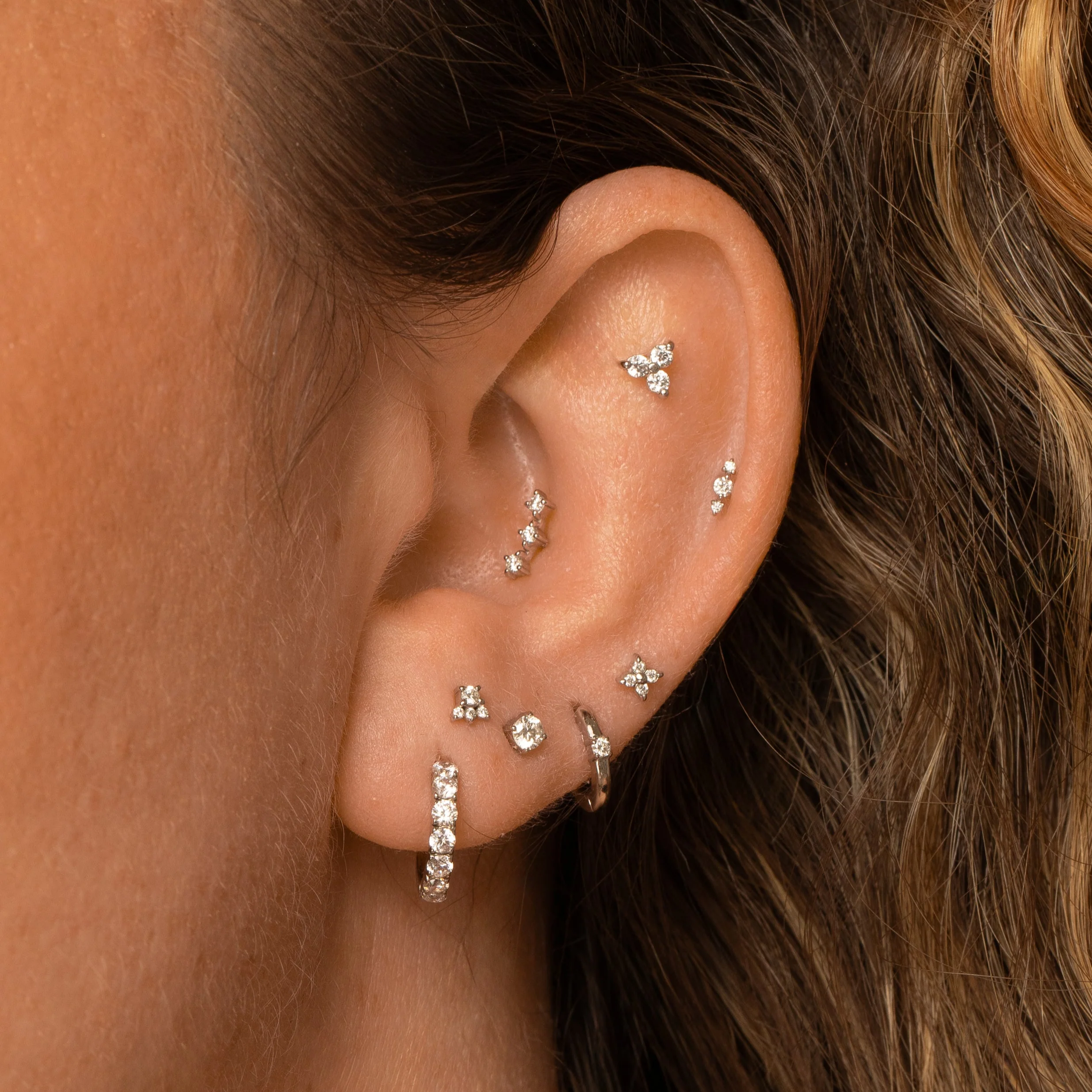 9k solid white gold crystal trio flat back labret stud earring 6mm - Image 4